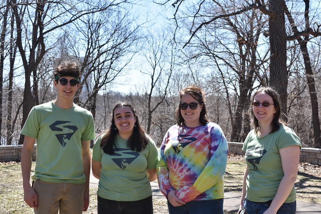 FMR Staff and Volunteers at 2019 Earth Day FMR staff and volunteers work at 2019 Earth Day Clean-up