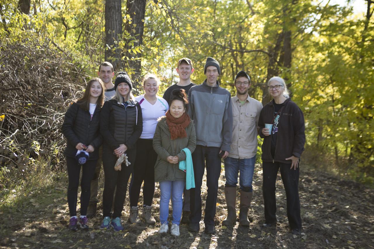 Nicollet Island volunteers Volunteers on Nicollet Island
